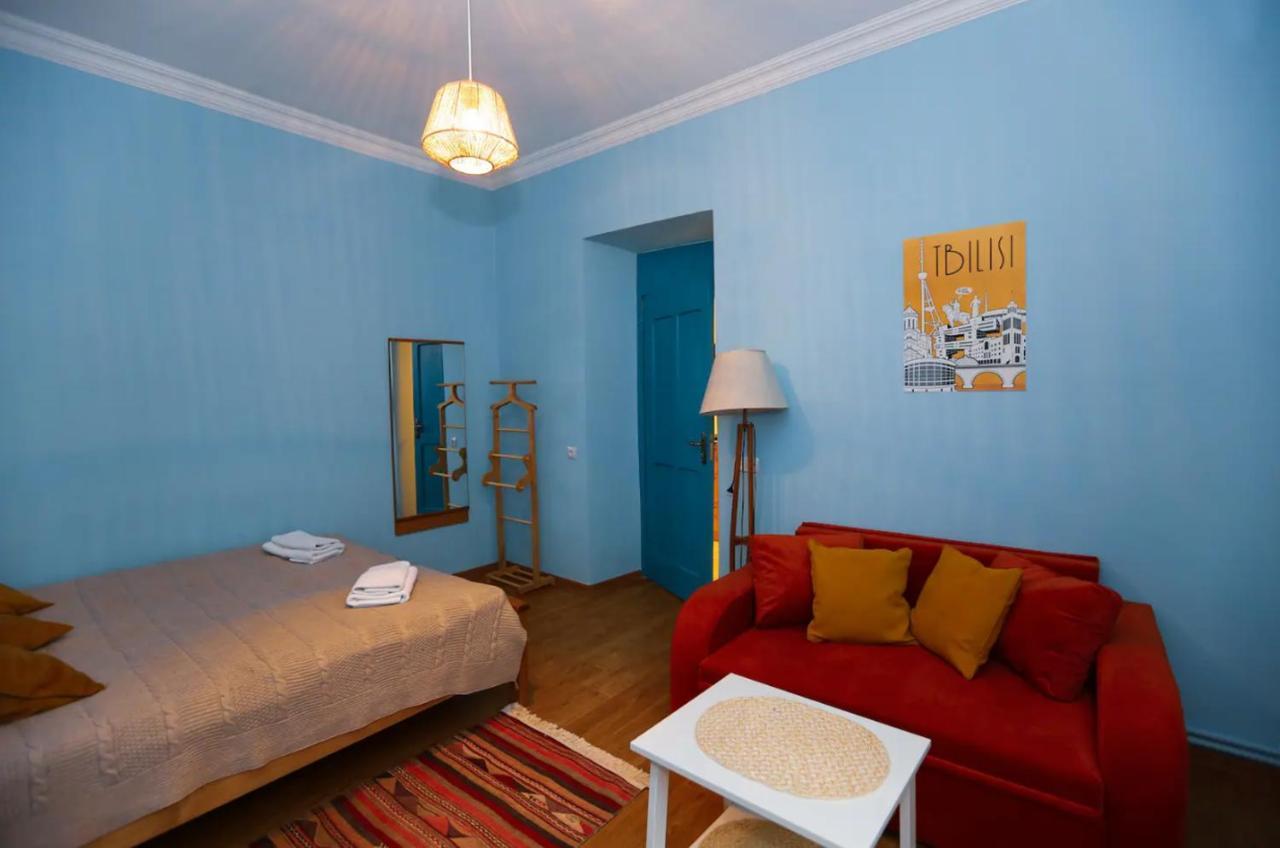 Old Tbilisi Colors Apartment Exterior photo